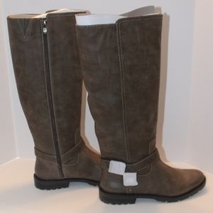 Bass Ashley Grey Boot Size 9M